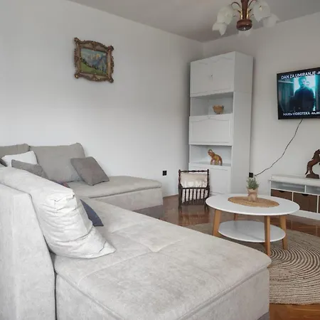 Olive Ii Apartment