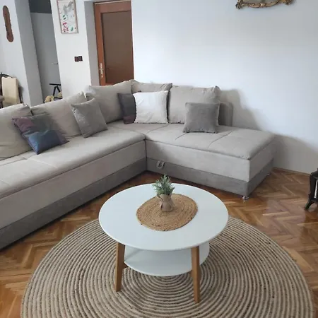 Olive Ii Apartment