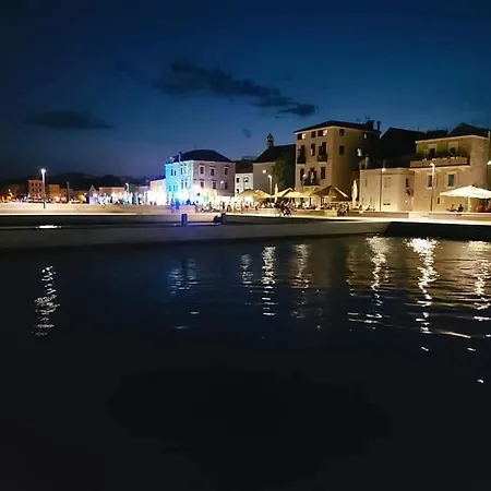 Olive Ii Apartamento Kaštela