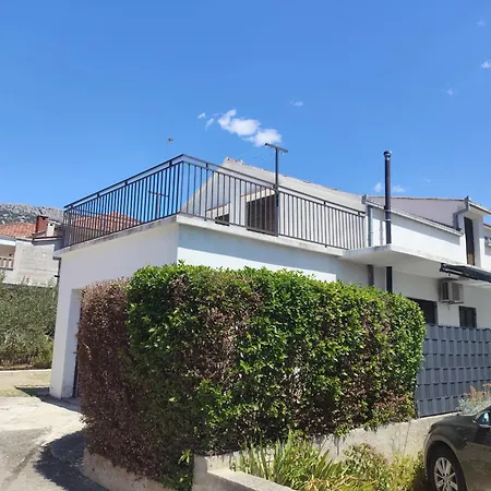 Olive Ii Apartment *